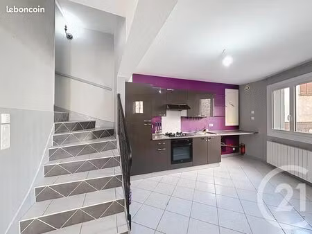 maison 5 pièces 104 m²