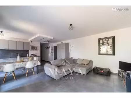 appartement 3 pièces 65 m²
