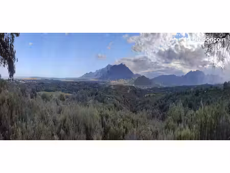 ◊ rare – terrain à bâtir à tresserre – entre mer  montagne et espagne