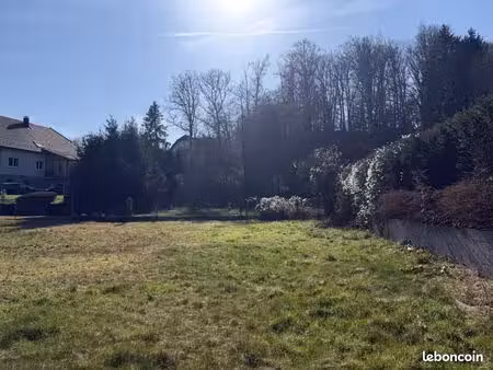 terrain 550 m² lauw