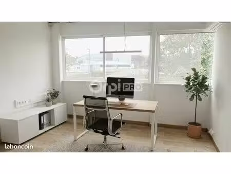 bureau 95 m²