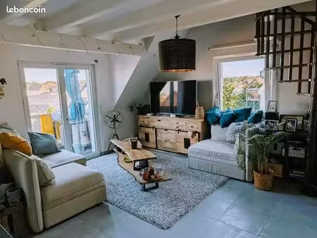 appartement attique 3 pièces avec terrasse