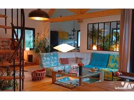 maison 7 pièces 145 m²