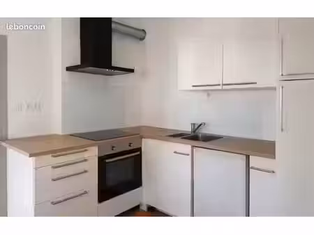location d’un appartement studio 28m² en centre-ville de louhans