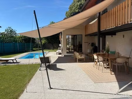 maison 277 m² rénovée – piscine – 2 habitations indépendantes – proche genève