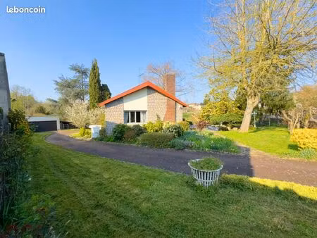 pavillon 5 pièces 131 m²