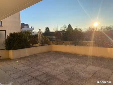 appartement 50 m2 - grande terrasse