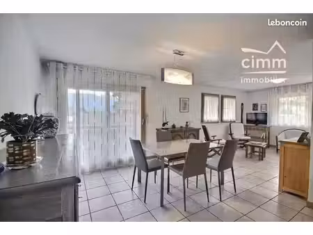 appartement 4 pièces 79 m²