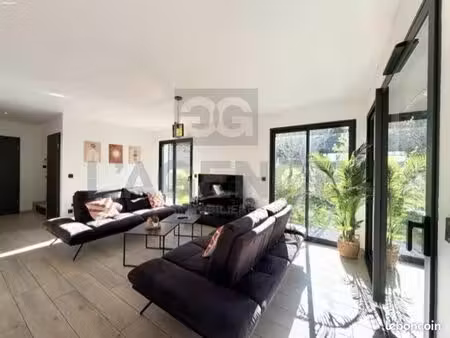 maison 4 pièces 130 m²