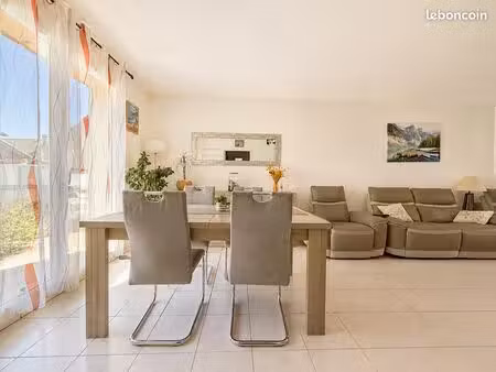 maison 5 pièces 102 m²