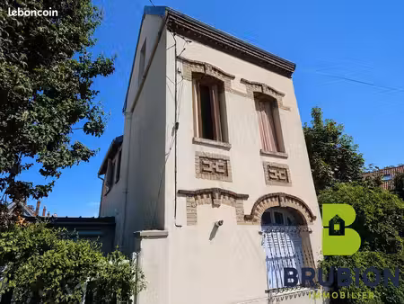 maison de ville 5 pièces 90 m²