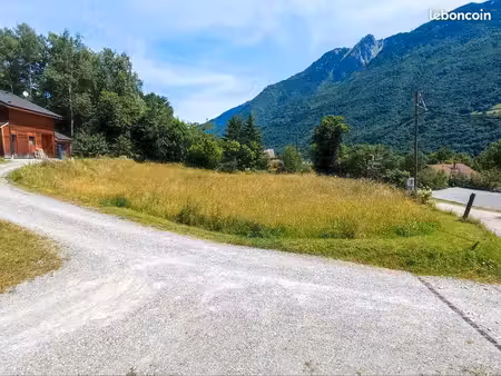 terrain constructible 900 m carré
