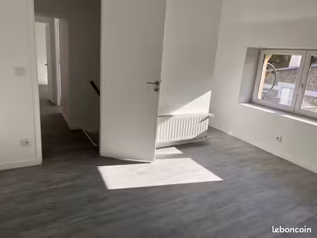 f3 meublé 49m2 en dupleix