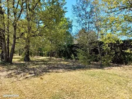 terrain 2 774 m² campsas