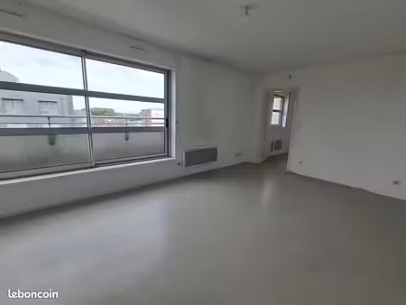 appartement t2 - centre-ville - amiens