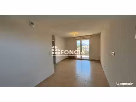 à vendre – t2 en résidence récente à cavaillon
