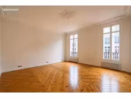 appartement 4 pièces 112 m²