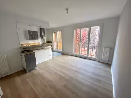 location appartement 3 pièces 54 m² à clermont-ferrand (63000)