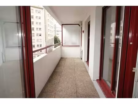 f4 47 rue raoul servant lyon 7