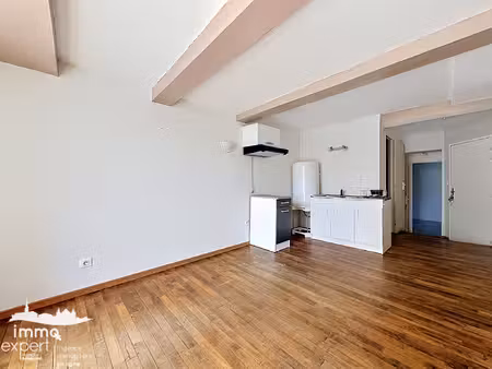 à louer appartement 1 chambre au coeur de mirecourt