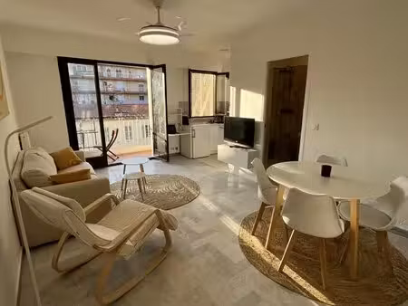 magnifique studio de 29m² avec balcon et grand dressing