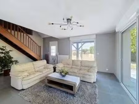 vente maison à la pouëze (49370) : à vendre / 181m² la pouëze