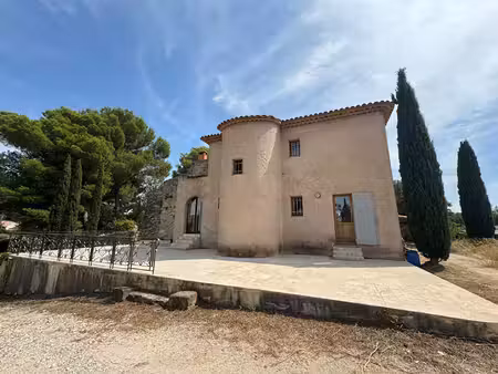 pelissanne - maison 6 pièce(s) 162.70 m2 + jardin + sationnement