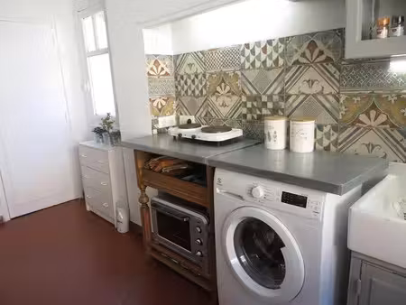 location meublée appartement 1 pièce 29 m² à aix-en-provence (13090)  695 €