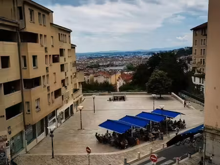 location meublée appartement 2 pièces 36 m² à lyon 1er (69001)  790 €