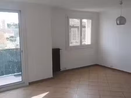 location appartement 2 pièces 52 m² à marseille 13ème (13013)  728 €