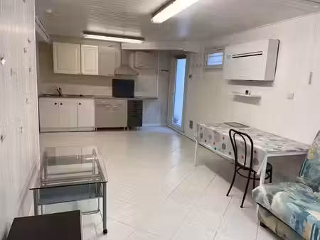 location meublée appartement 2 pièces 46 m² à nantes (44000)  600 €