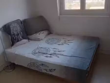 location meublée appartement 1 pièce 10 m² à noisy-le-sec (93130)  400 €