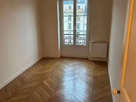 location appartement 2 pièces 42 m² à paris 11ème (75011)  1 395 €