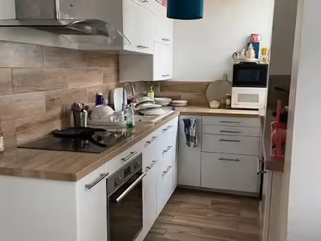 location appartement 3 pièces 71 m² à reims (51100)  800 €