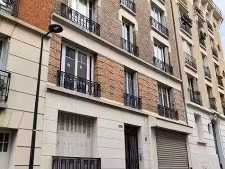 location meublée appartement 2 pièces 48 m² à vanves (92170)  1 490 €
