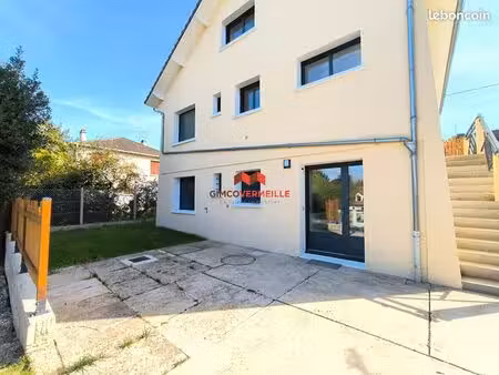 appartement 3 pièces 44 m²