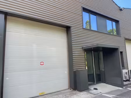 location entrepôt dardilly 69570 206m²