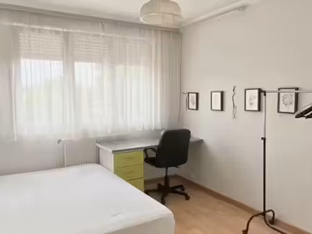 location meublée maison 1 pièce 13 m² à villeneuve-d'ascq (59491)  445 €