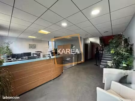 local d'activite 556 m² meaux