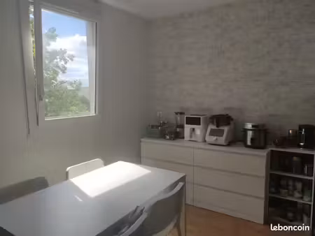 location f3 box  67 m²  950  torcy 77200 prox rer