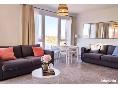 appartement t2 dernier étage vue lac