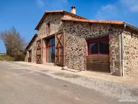 magnifique grange en pierre rénovée 7 pièces 215 m2