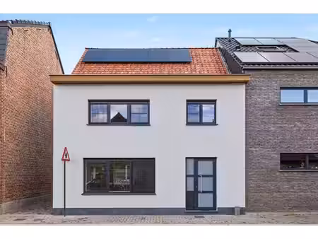instapklare en energiezuinige gerenoveerde woning.