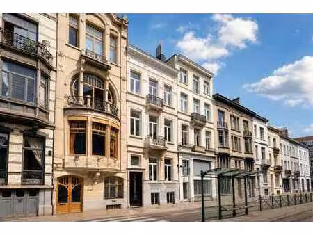 chatelain : magnifique hôtel particulier de ± 467 m² – 8 cha