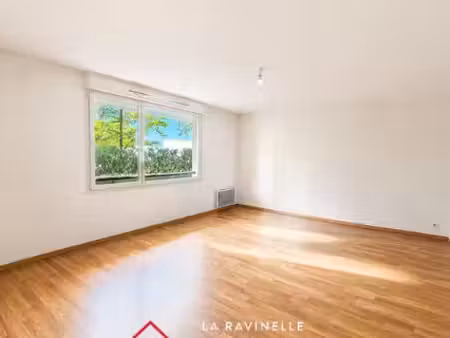 studio 1 pièce 38 m²