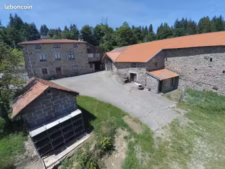 ancienne ferme genesienne