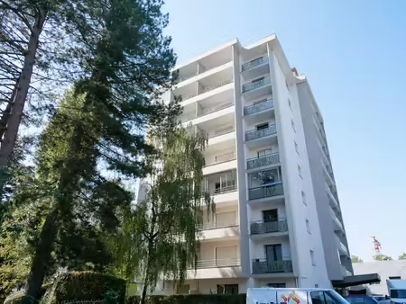 grand appartement t2 dans le quartier des fins