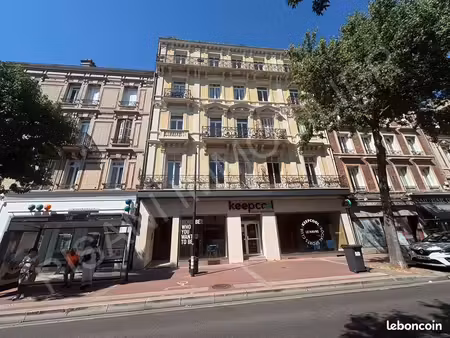 duplex 6 pièces 186 m²