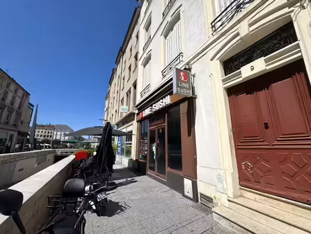 a vendre ! f5 à rénover + terrasse nancy hyper centre