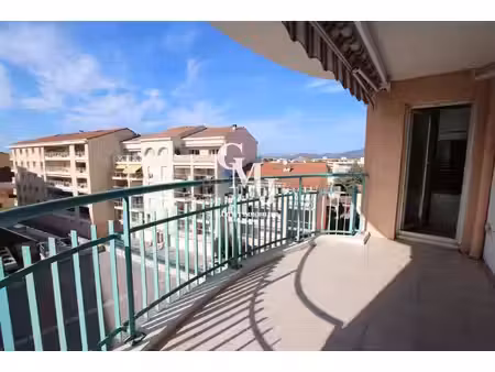 saint-raphael - 3 pieces - 72 m2